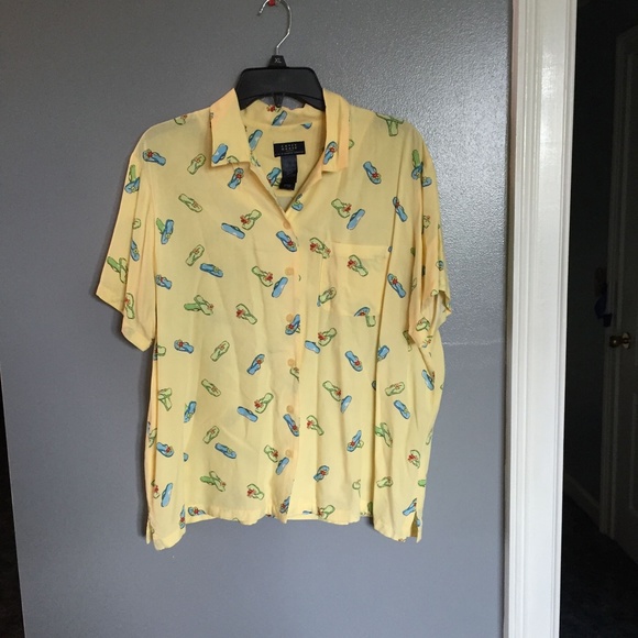 Liz Claiborne | Tops | Fun Button Down 